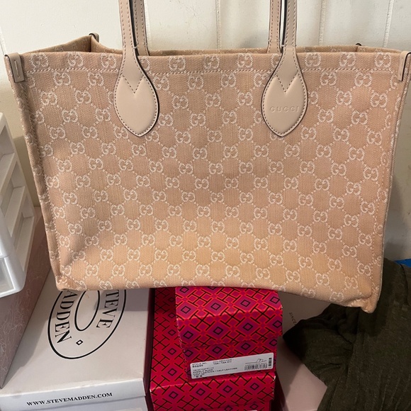 Gucci medium handbag - Picture 2 of 4